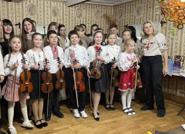 Концертна програма до Дня Європи в Україні та Міжнародного Дню Матері в музеї -садибі І.П.Котляревського