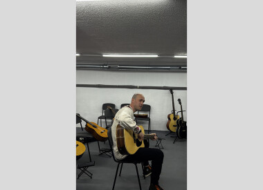 Презентація інструменту гітара