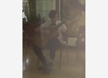 Щоб у нашій у оселі всі свята були веселі