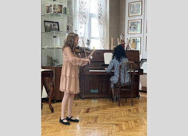 "Великодні передзвони"- мистецький захід в літературній частині музею І.П.Котляревського