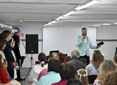 Звітні 1 день