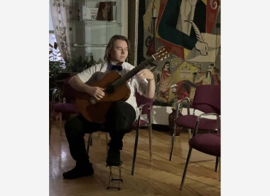 Щоб у нашій у оселі всі свята були веселі