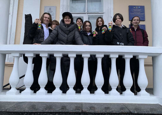 Щоб у нашій у оселі всі свята були веселі