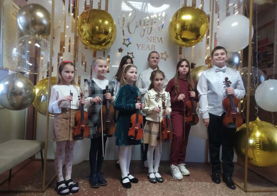 Академічний концерт учнів молодших класів на струнно-смичковому відділі