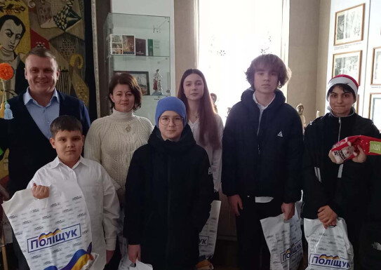 Музей Котляревського. Гітаристи