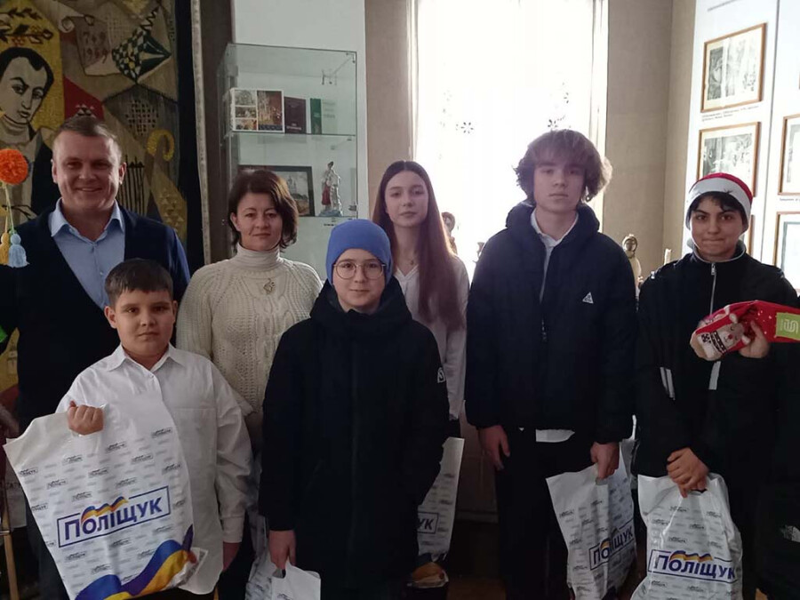 Музей Котляревського. Гітаристи