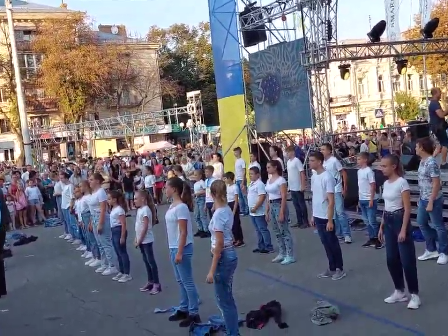 Участь колективу ДМШ №1 ТНТ Барви у святковому концерті присвяченому 30 річниці незалежності України