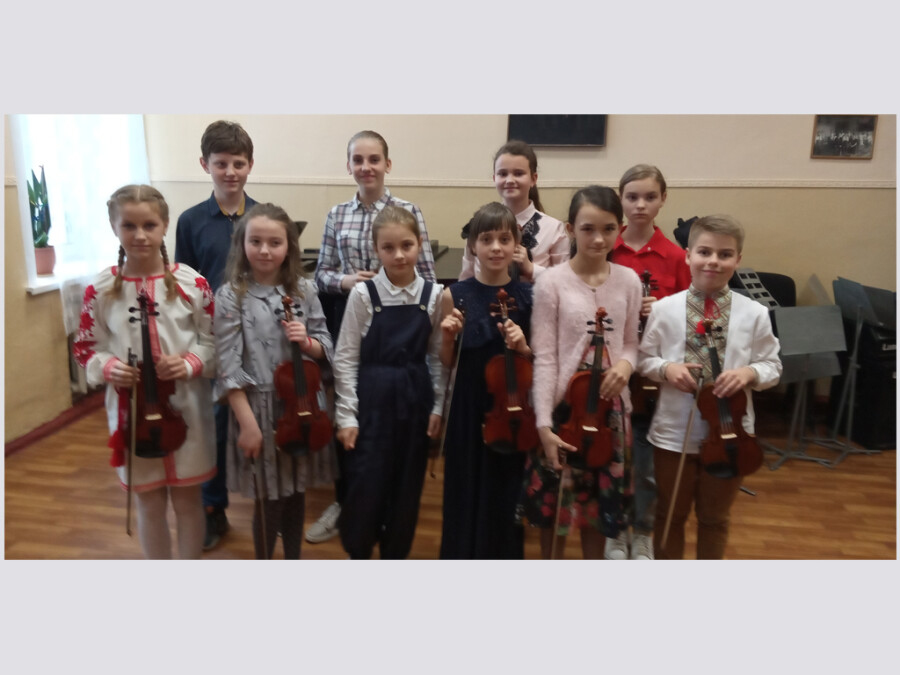 Академічний концерт учнів 4 - 6 класів оркестрового відділу